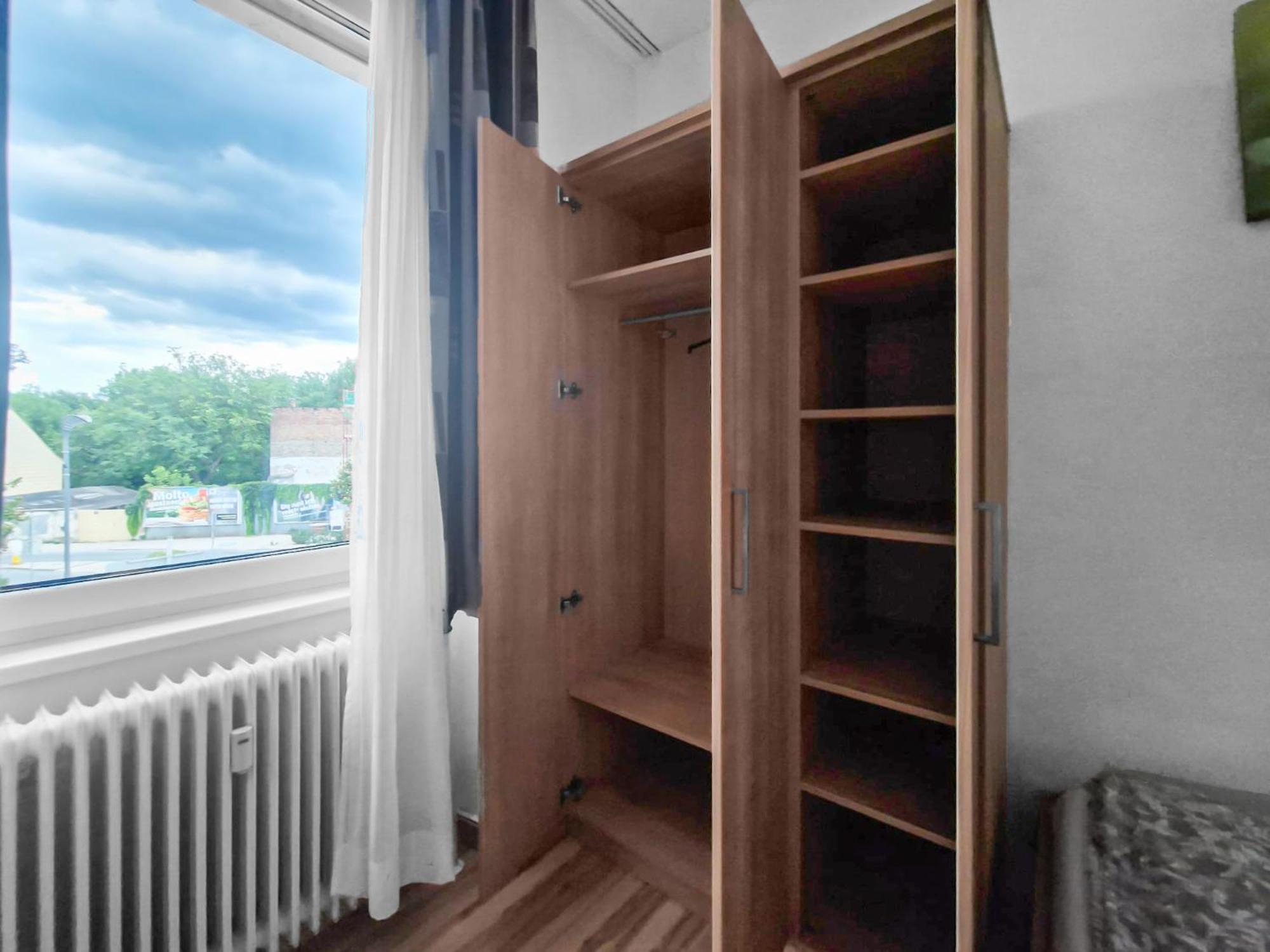 Josef Wolfik Strasse 10 Apartment Stockerau Bagian luar foto